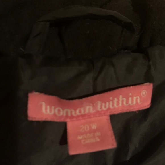 Black winter long puffer coat - Picture 11 of 13